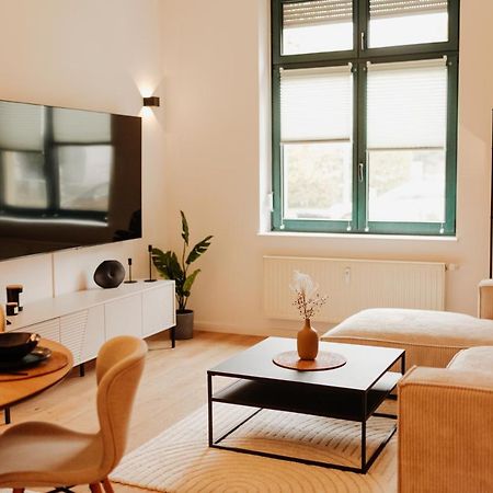 Design Apartment Stadtfeld-Ost Mit Netflix & 2 Schlafzimmern Magdeburg Dış mekan fotoğraf
