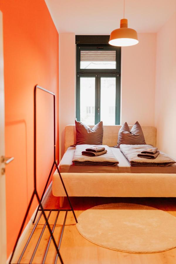 Design Apartment Stadtfeld-Ost Mit Netflix & 2 Schlafzimmern Magdeburg Dış mekan fotoğraf
